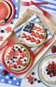 For those hot summer months when you don't want to turn the oven on, these Patriotic Watermelon Pizzas are the perfect treat, especially for the 4th!